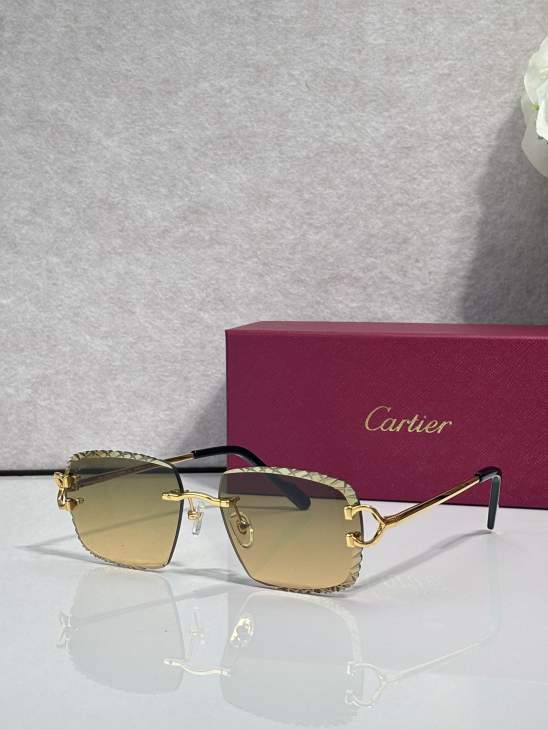Picture of Cartier Sunglasses _SKUfw80238918fw